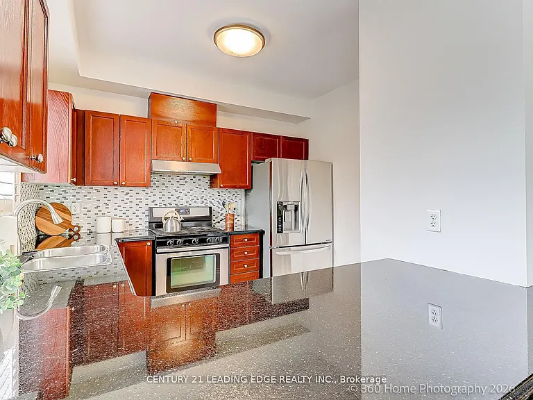 75 Kentview Cres — Photo 10
