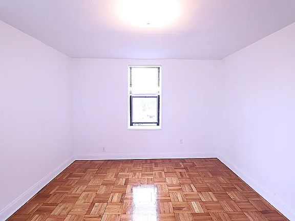 3rd image of 86-91 208th St APT 1F