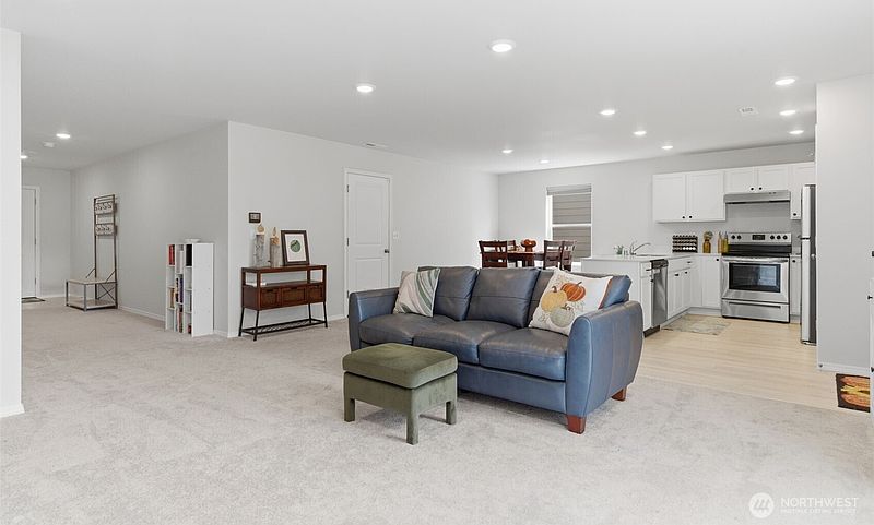 4th image of 4220 SE Elijah Court
