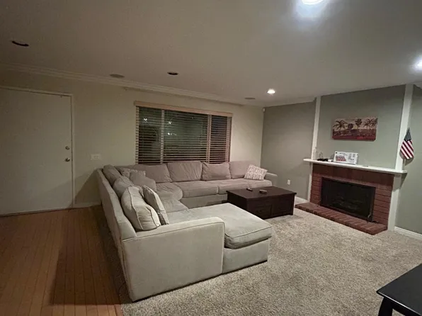 4586 Lisann St, San Diego, CA 92117