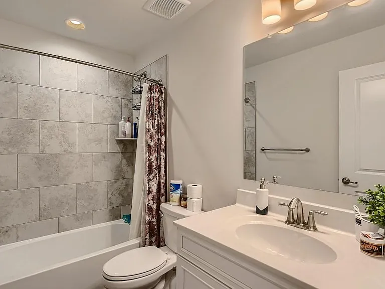 625 Heathland Trl — Photo 13