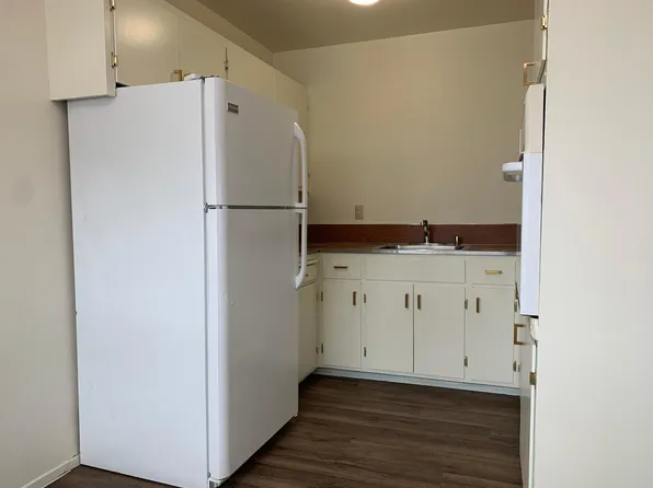 438 36th St APT 4, Richmond, CA 94805