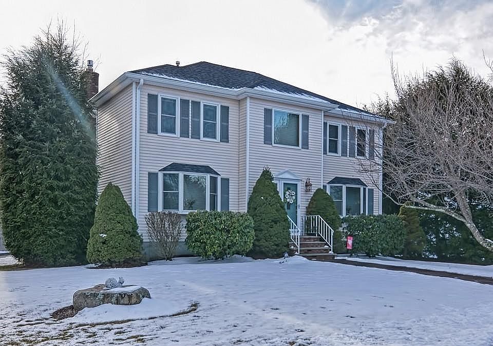 1st image of 139 Edward Kelleher Dr