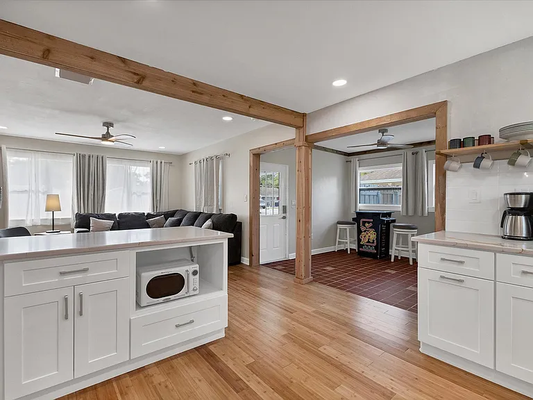 2667 Cheryle Ln — Photo 13