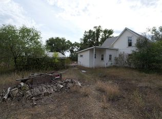 22 E 11th St, Fairview, MT 59221