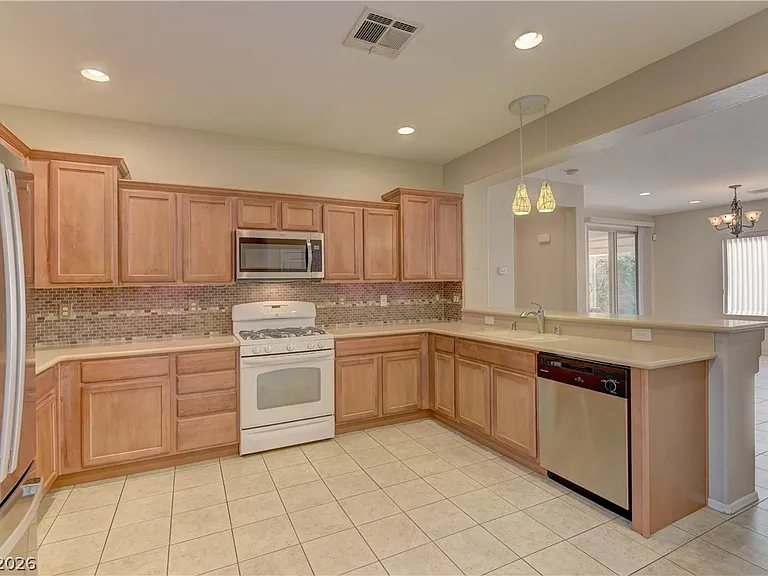 2716 Rue Marquette Ave — Photo 7