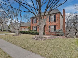 8009 Hallet St, Lenexa, KS 66215