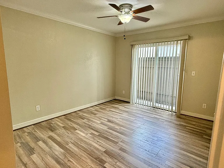 4157 Utah Street — Photo 11