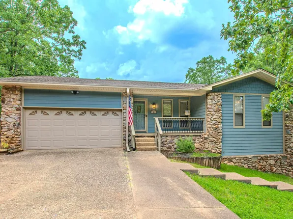 81 Stoneledge Dr, Maumelle, AR 72113