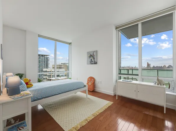 1 Shore Lane image 14 of 25