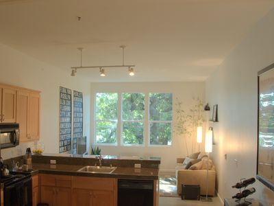 655 12th St APT 124, Oakland, CA, 94607