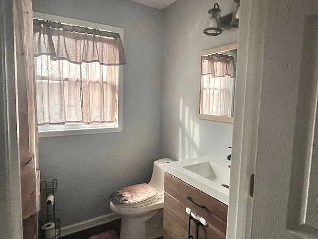 Shared bath room upstairs