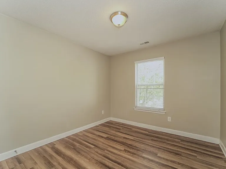 203 Kingville Dr — Photo 13