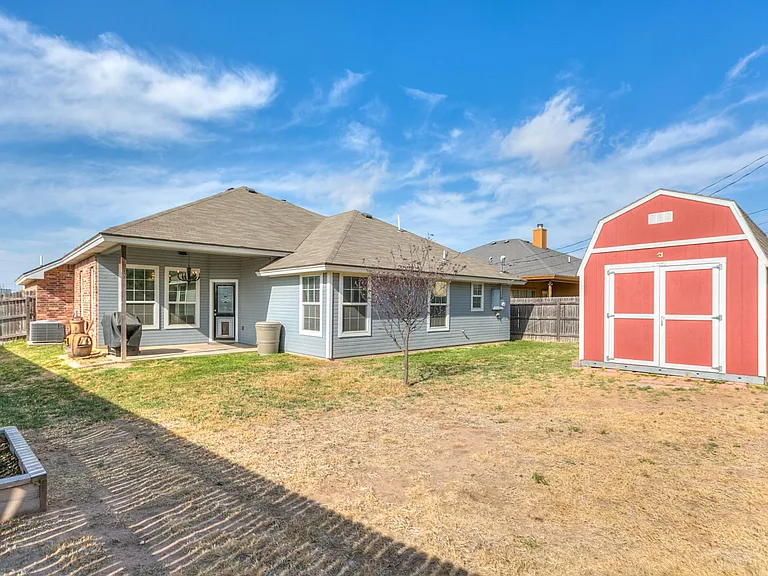 234 Norwood Dr — Photo 26