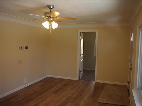5th image of 816 La Salle Dr