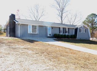 40 Country Valley Dr, Carrollton, GA 30117