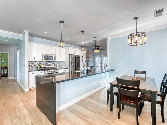 4th image of 1072 W Northstar Drive
