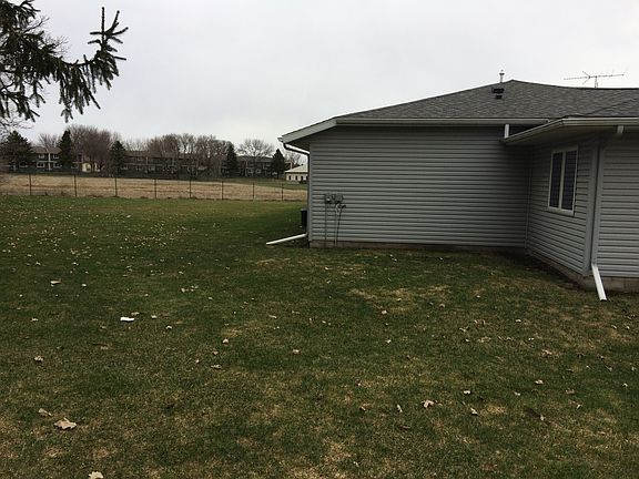 4th image of 106 1st Avenue Cir SW