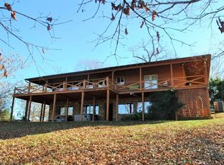 885 Whipporwill Ln, Mountain View, AR 72560