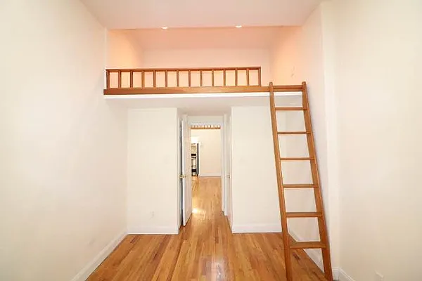 Rented by Oxford Property Group | media 4