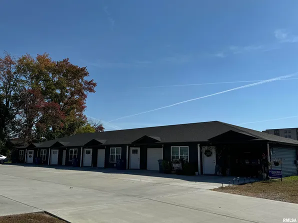 703 N Market St #22, Marion, IL 62959