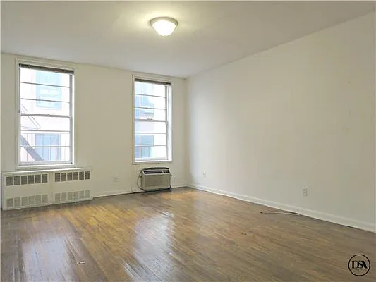 Rented by DSA Realty | media 26