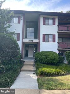 2845 Windsor Dr APT 302, Falls Church, VA, 22042