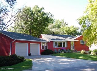 1701 Clear Lake Dr, Waseca, MN 56093