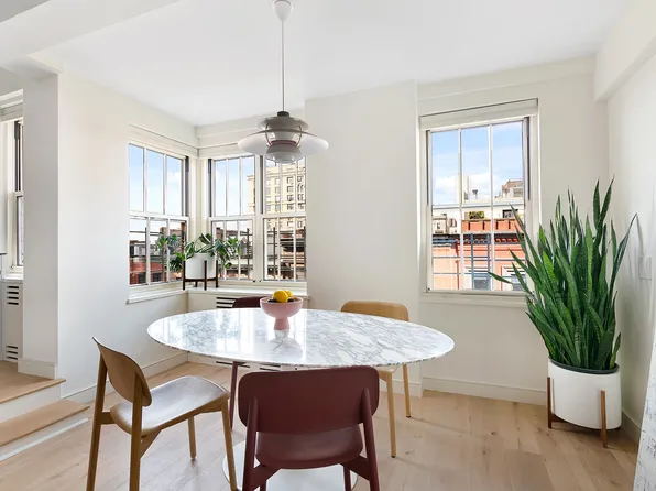 320 West 76th Street image 4 of 20