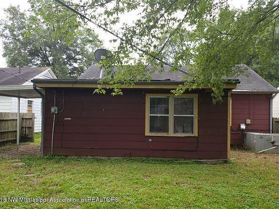 3rd image of 941 School St