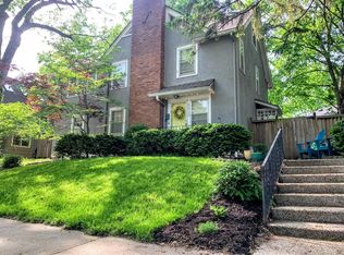 6520 Edgevale Rd, Kansas City, MO 64113