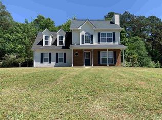 304 Mountberry Ct, Loganville, GA
