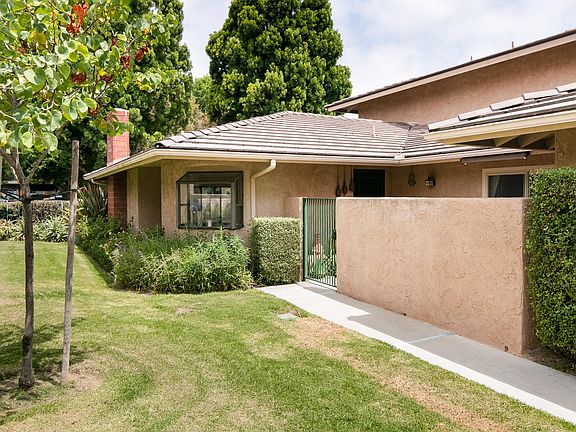 2nd image of 6633 Sargent Ln