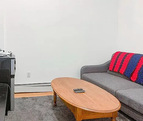 Rented by Owner | media 22