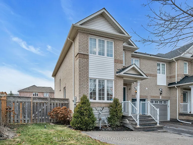 228 Flagstone Way — Photo 2