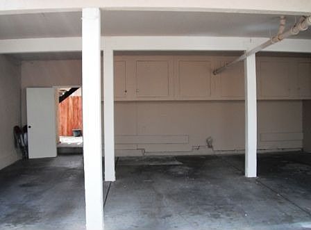 2nd image of 654 Pinewood Dr APT 2