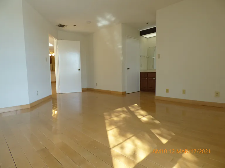 Master Bedroom Entrance