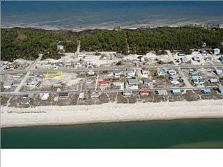 2nd image of 708 E Gulf Beach Dr