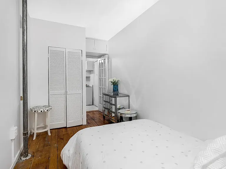 317 E 73rd St #3FE — Photo 5