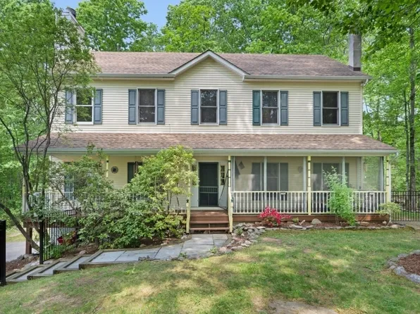 32 Saint Bernards Rd, Rockaway Twp., NJ 07885
