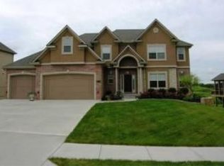 11105 N Brooklyn Ave, Kansas City, MO 64155