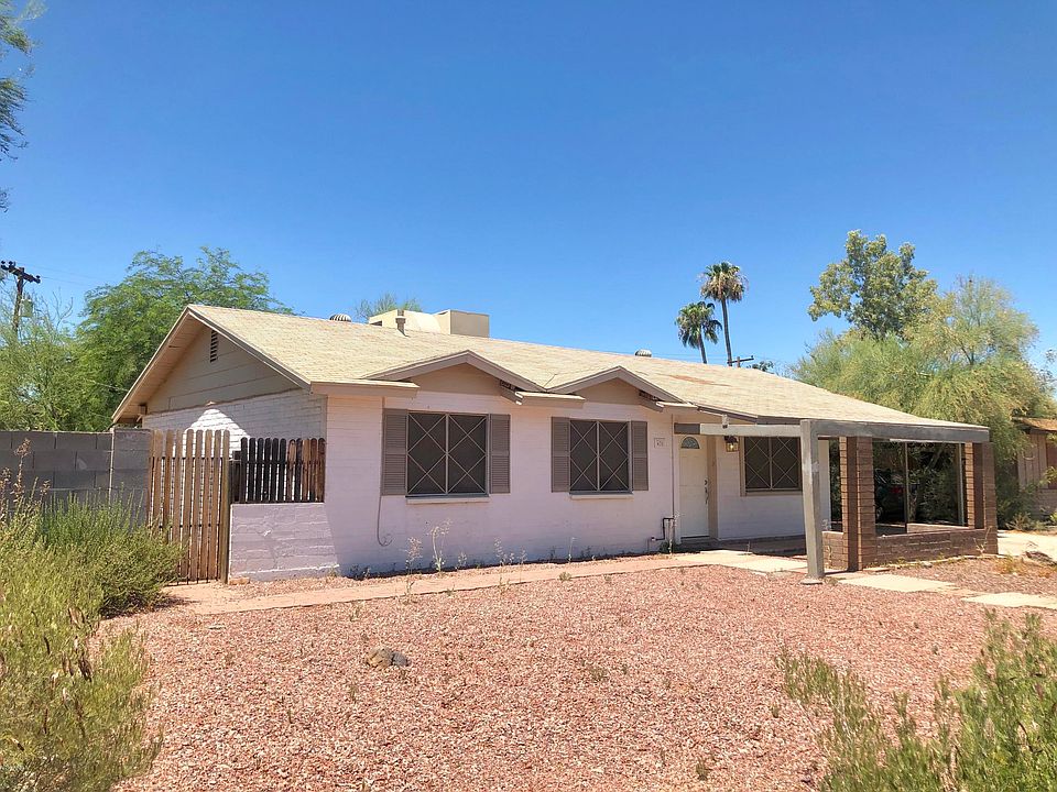 1st image of 431 E Balboa Dr