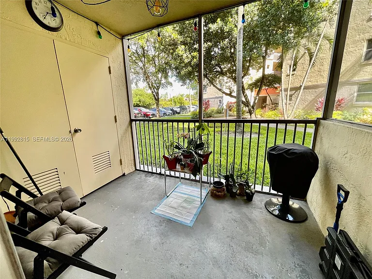 8255 Lake Dr #102 — Photo 9