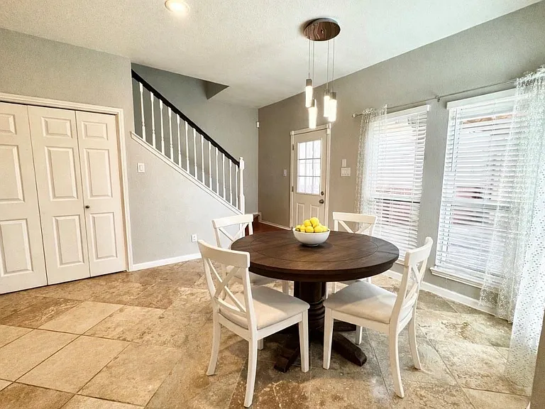 14302 Ardwell Dr — Photo 18