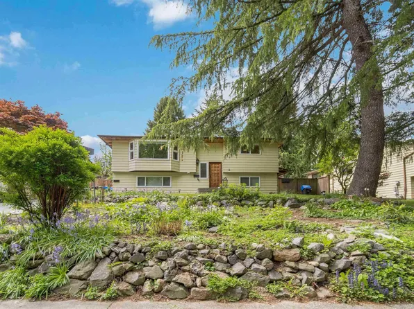 7595 143rd St, Surrey, BC V3W 5P2