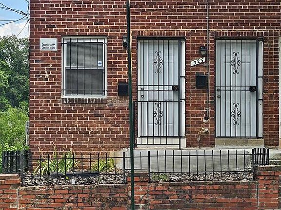 5th image of 323 54th St NE