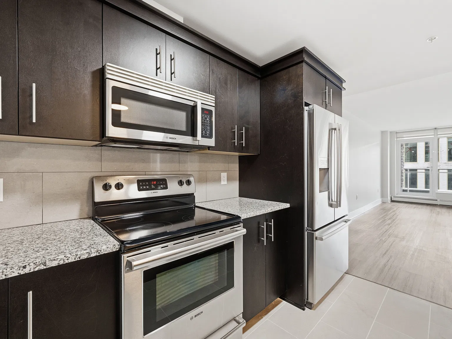 15 Kings Wharf Place Dartmouth — Photo 4