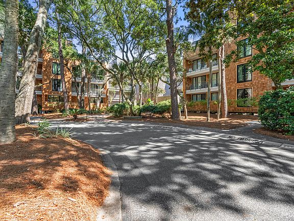 3rd image of 2277 Shipwatch Rd