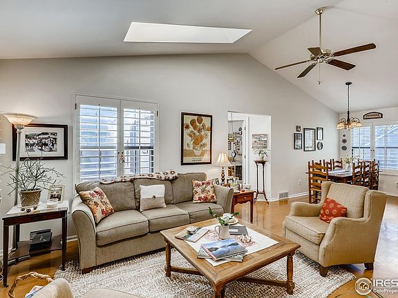 2nd image of 3115 Lake Park Way