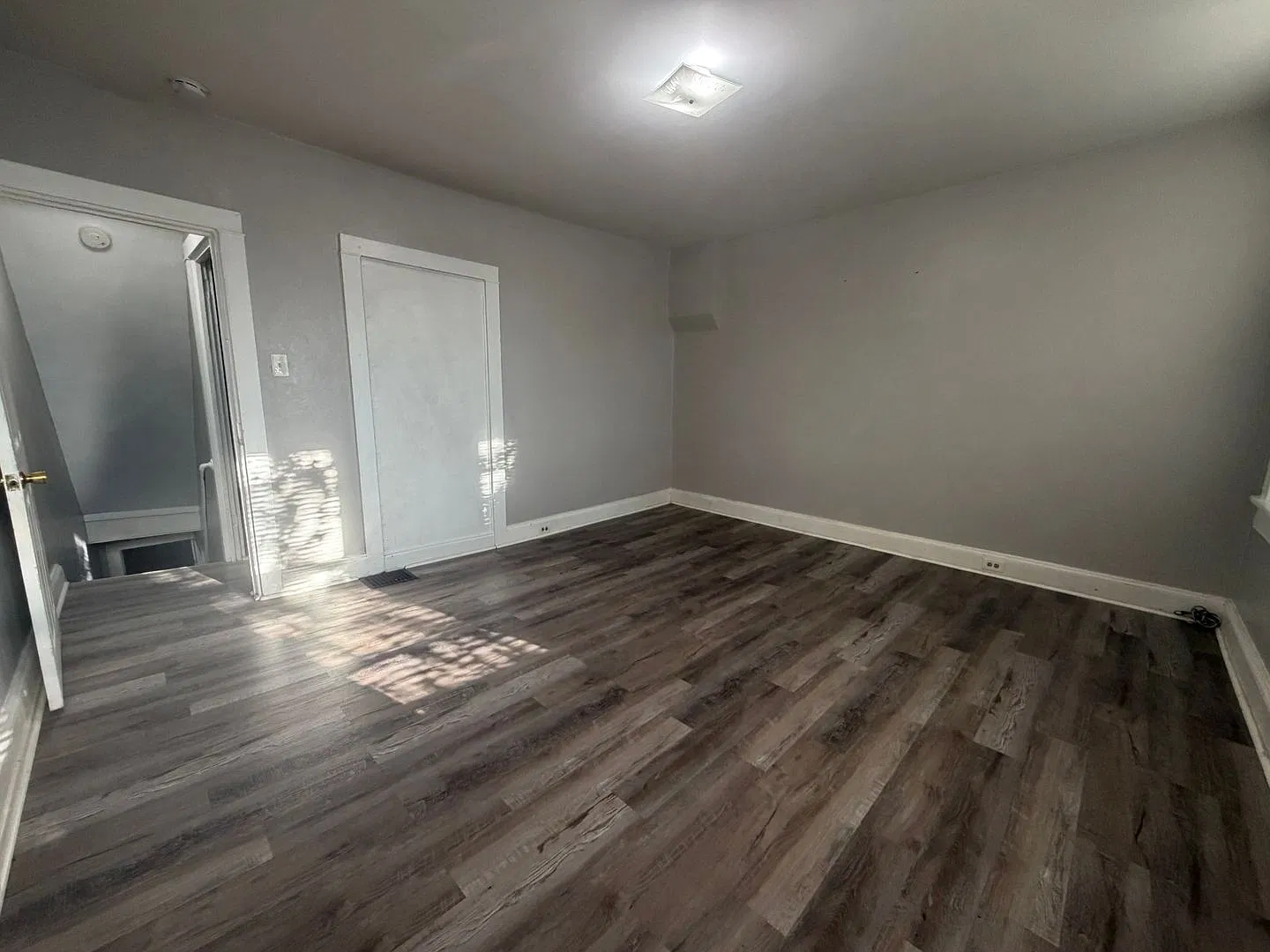 *531 -*533 Manor Street — Photo 4